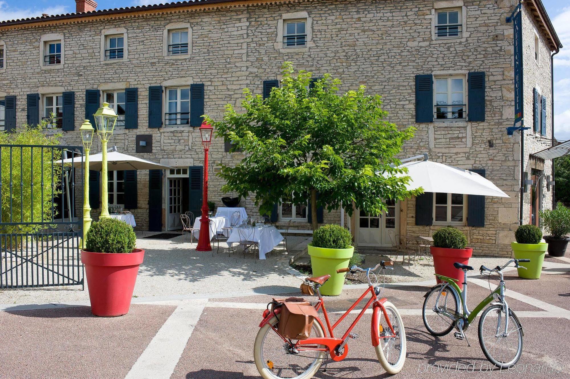Hotel Spa Frederic Carrion Et Sa Table Gastronomique Vire  ภายนอก รูปภาพ
