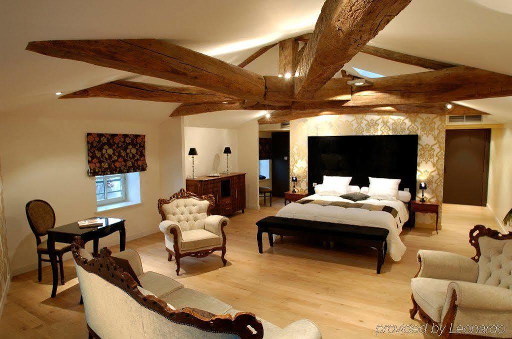 Hotel Spa Frederic Carrion Et Sa Table Gastronomique Vire  ภายนอก รูปภาพ