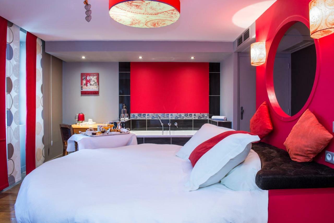 Hotel Spa Frederic Carrion Et Sa Table Gastronomique Vire  ภายนอก รูปภาพ