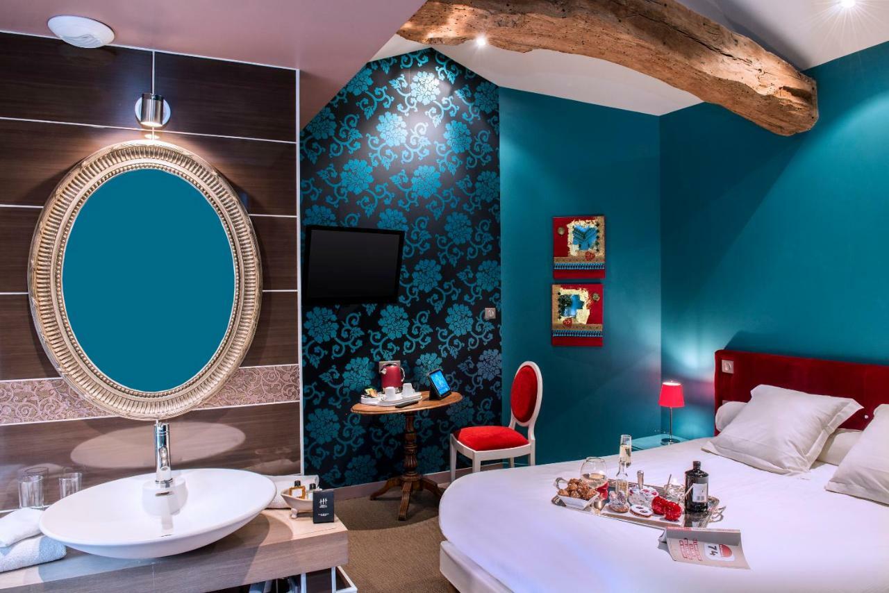 Hotel Spa Frederic Carrion Et Sa Table Gastronomique Vire  ภายนอก รูปภาพ