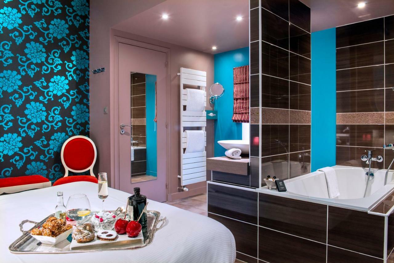 Hotel Spa Frederic Carrion Et Sa Table Gastronomique Vire  ภายนอก รูปภาพ