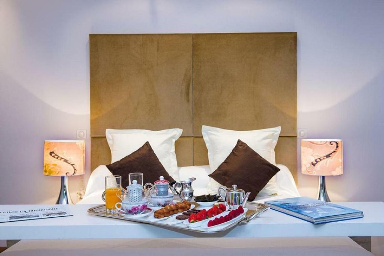 Hotel Spa Frederic Carrion Et Sa Table Gastronomique Vire  ภายนอก รูปภาพ
