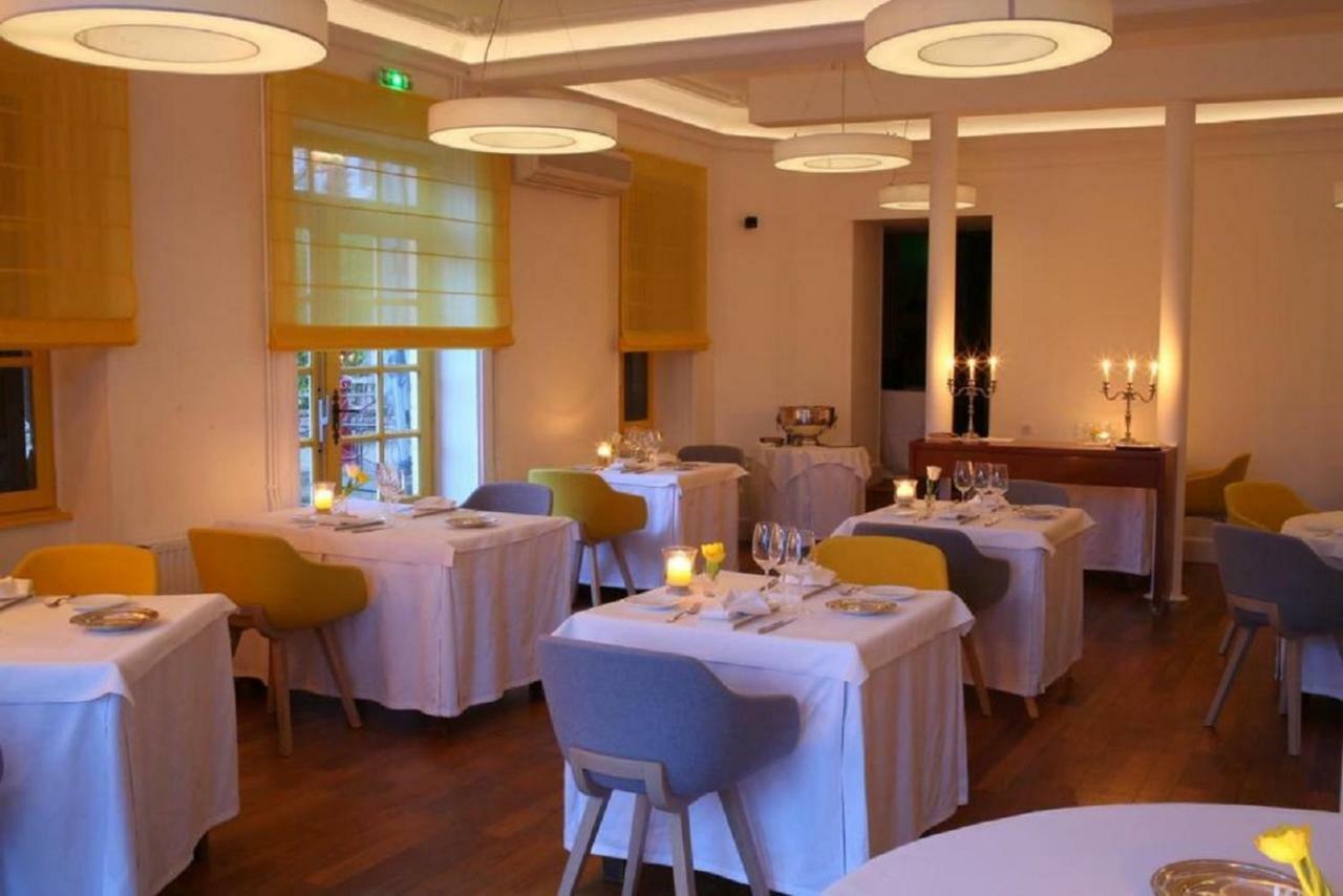 Hotel Spa Frederic Carrion Et Sa Table Gastronomique Vire  ภายนอก รูปภาพ